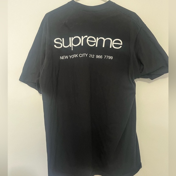 Supreme Black T-Shirt - Picture 2 of 3